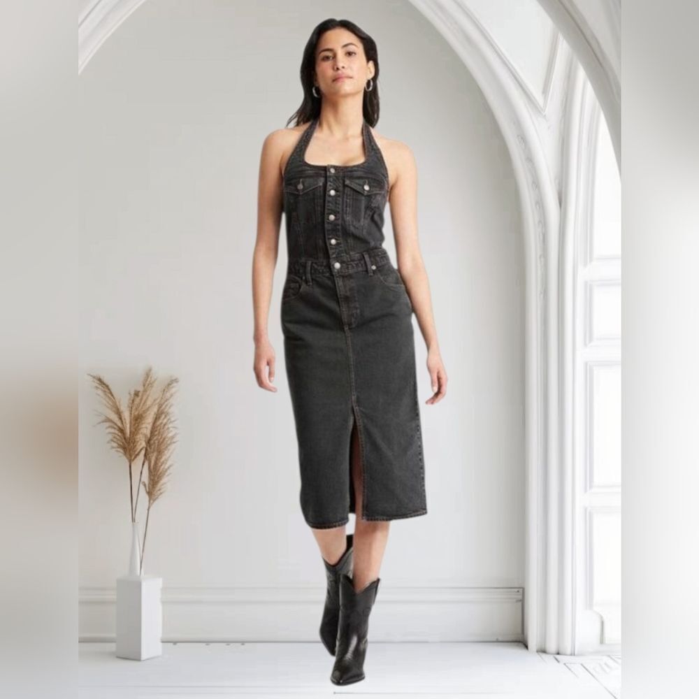 Universal Thread -  Women's Midi Halter Denim Dress Black